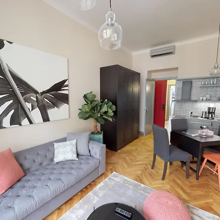 Hotel apartamentowy Garden By Tkc 4*