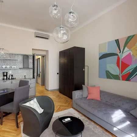 Hotel apartamentowy Garden By Tkc Praga