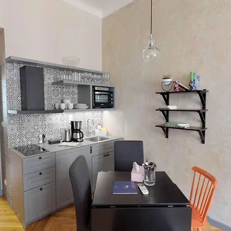 Garden By Tkc Aparthotel Prague