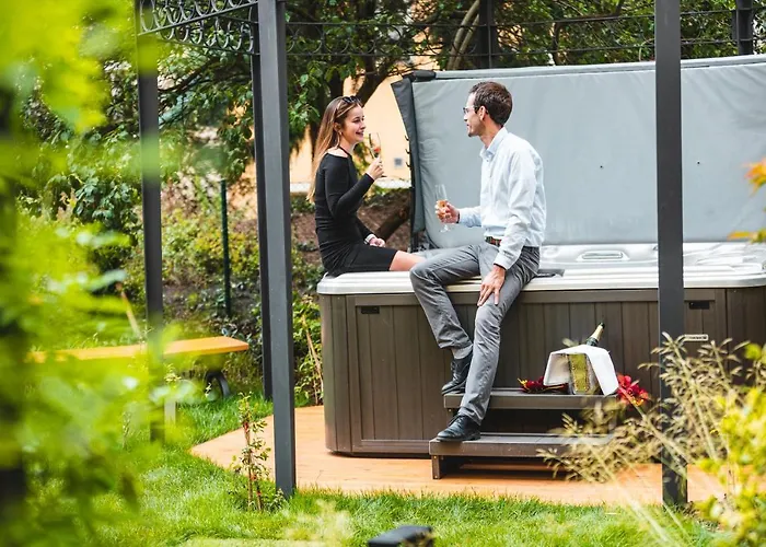 Garden By Tkc Aparthotel Prag
