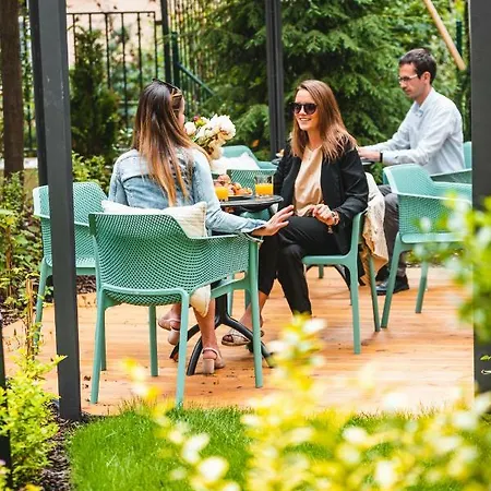 מלון דירות Garden By Tkc 4*